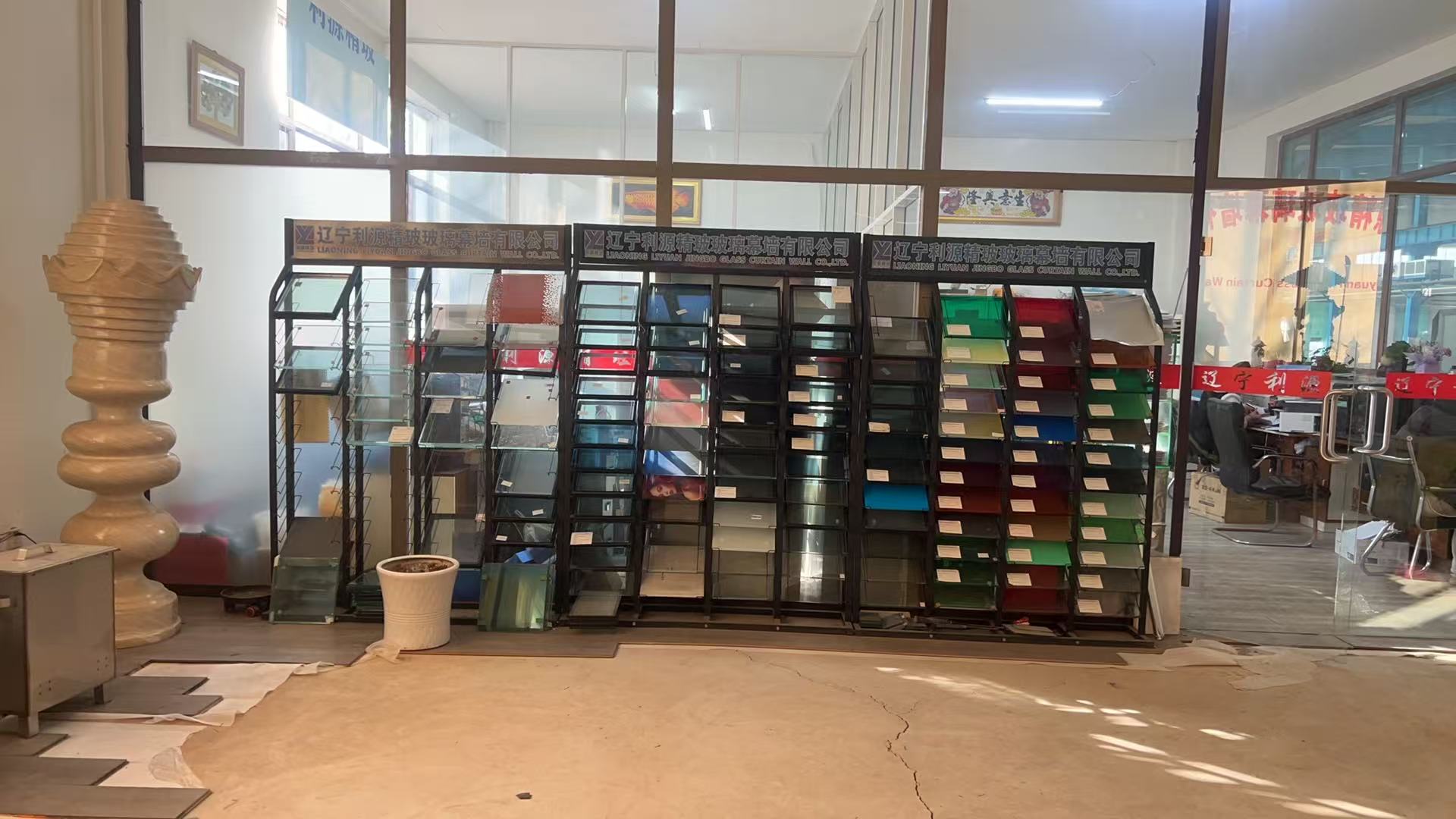 辽阳市工程玻璃批量采购夹层夹丝玻璃 - 方案